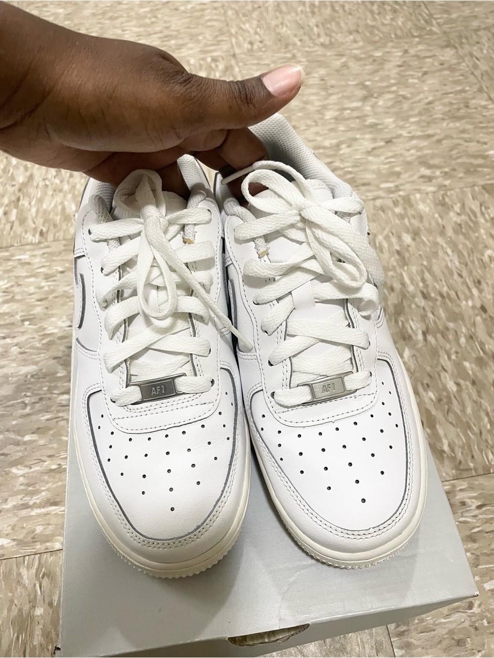 White AF1 Low-Top Sneakers size 5.5